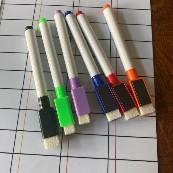 Chore chart, daily planner, and markers - Picture 9 of 9